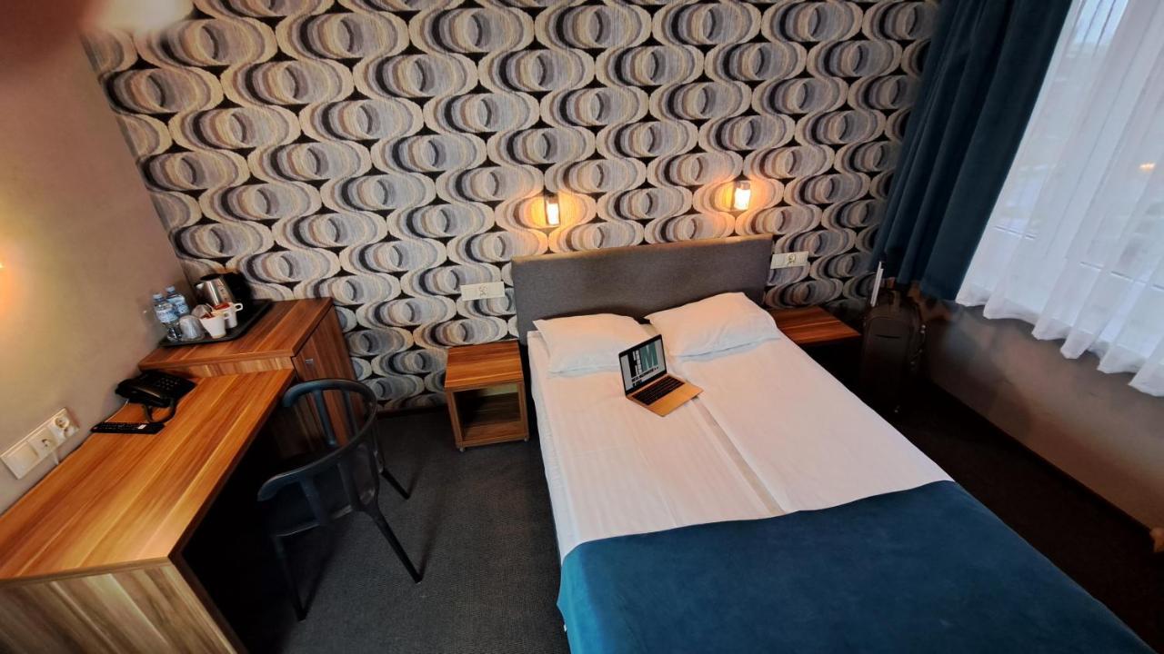 Mazowiecki Hotel